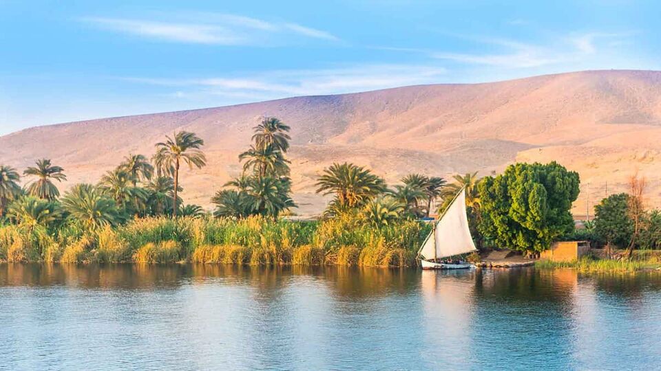 felucca sailing on the Nile
