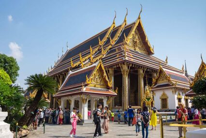 Bangkok’s Temples & Shrines