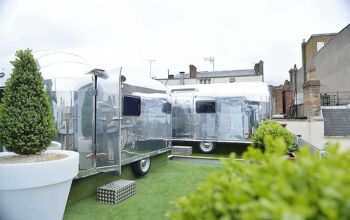 Brooks Guesthouse [airstreams]