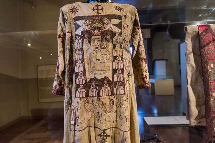 Coptic Christian clothes in Ancient Egypt.
