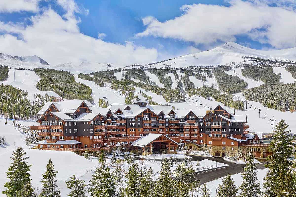 The 10 Best Luxury Ski-In Ski-Out Lodges & Resorts in The USA -  JetsetChristina