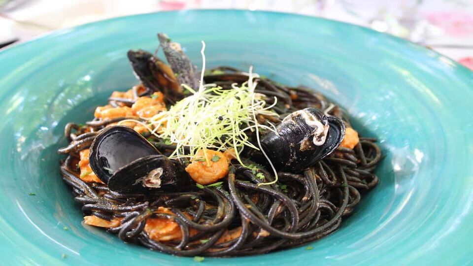 black spaghetti with mussels, zadar, croatia