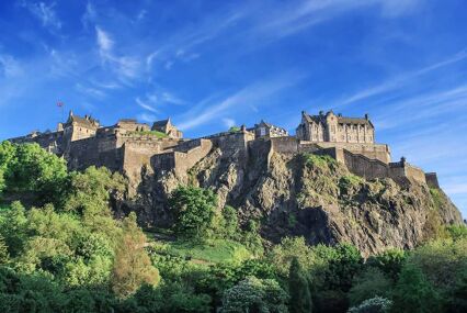 Looking up the hill at Edinburgh Castle