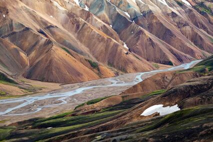 spectacular scenery on the Laugavegur Trail in the Landmannalaugar National Park