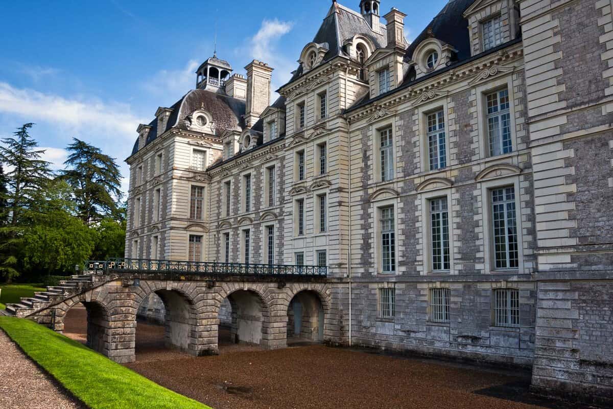Loire Château: A French Fairy Tale Comes To Life | Dolce