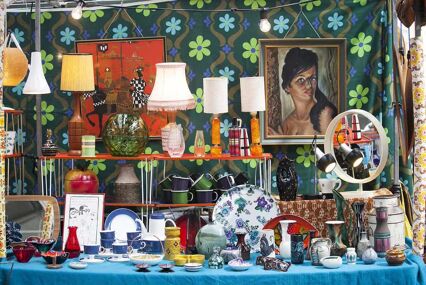 An market with selling artistic homeware