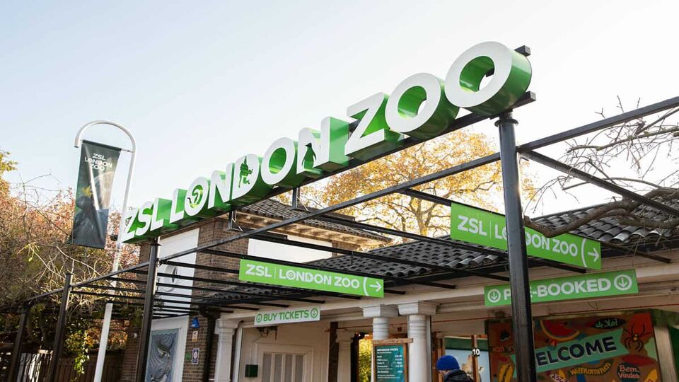 view of London Zoo entrance sign during the daytime