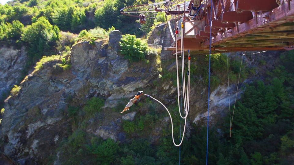Bungy from the Kawarau Bridge, the home of Bungy Jumping. Leap 43m from the historic Bridge. Near Queenstown in the Ogo region on the south island of New Zealand