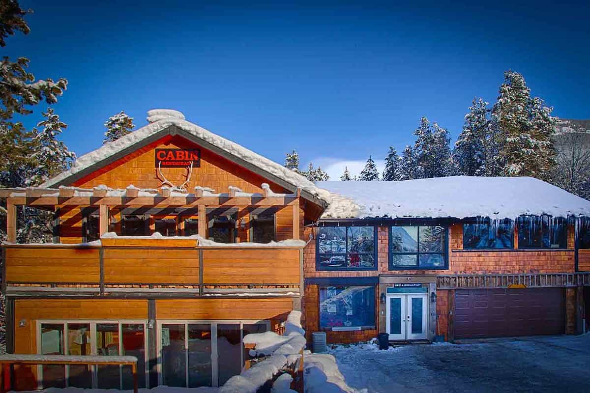 The 10 Best Luxury Ski-In Ski-Out Lodges & Resorts in The USA -  JetsetChristina