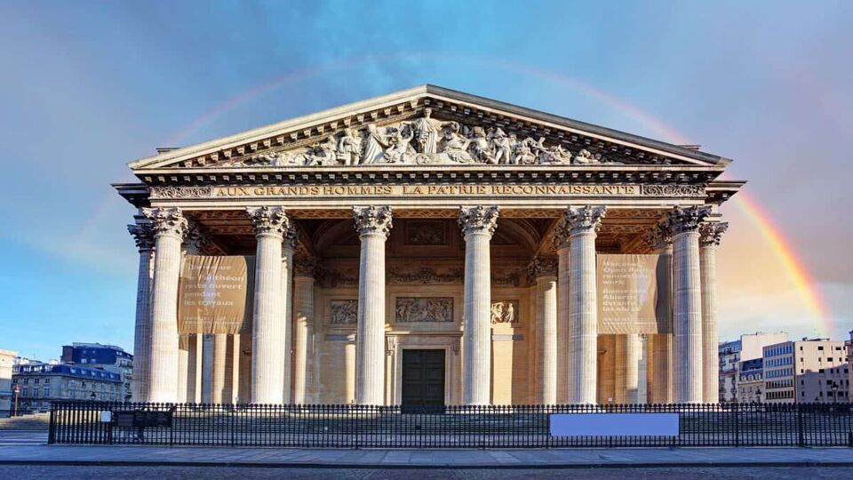 Front view of The Panthéon building during a sunset