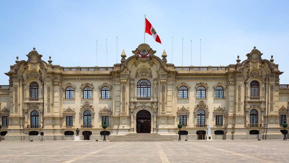 Exterior of the government palace in the afternoon