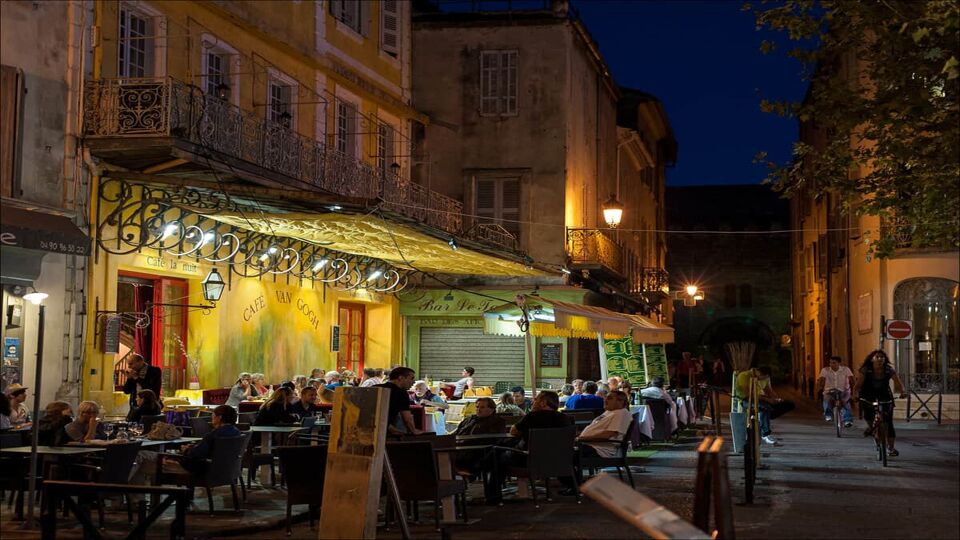 Cafe Van Gogh lit up at night