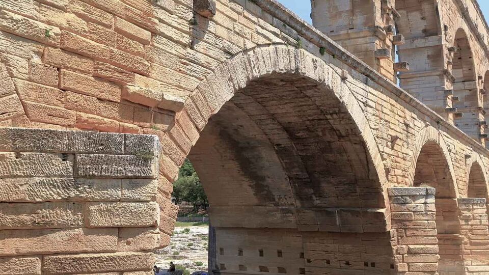 Close up on an arch on the aqueduct