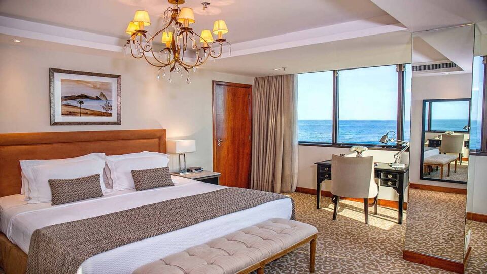 Double bedroom with view to sea