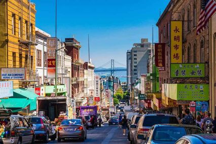 Street view of Chinatown in San Francisco