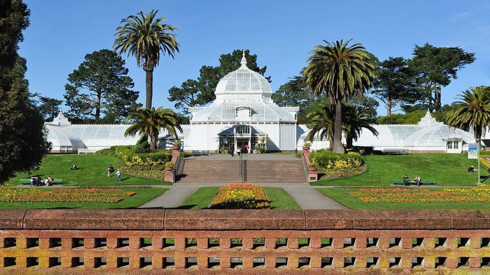 front entrance of the Conservatory of Flowers