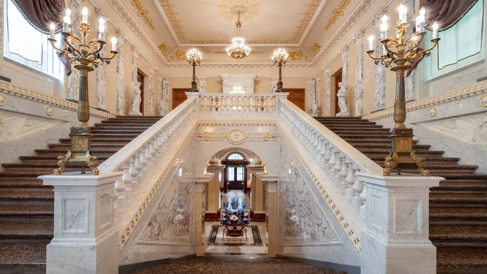 Grand open staircases