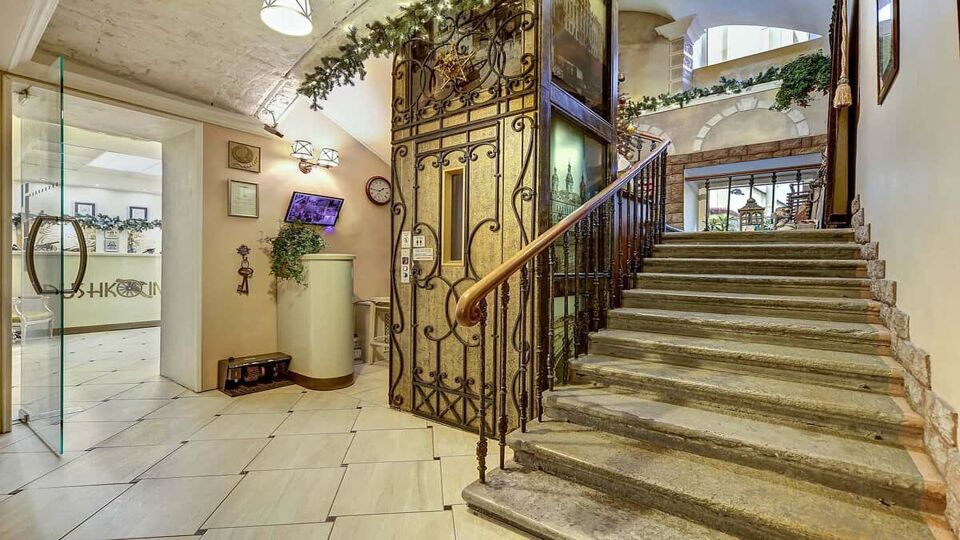 Staircase and retro lift