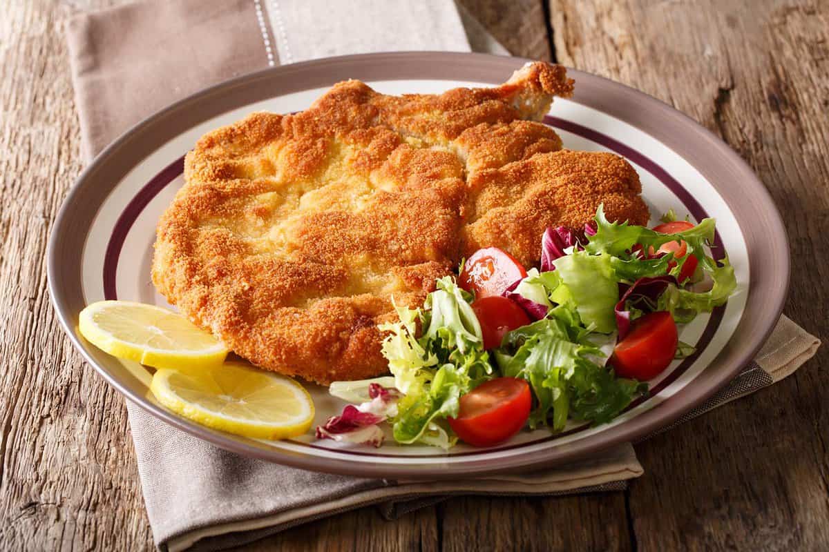 Veal Milanese with salad