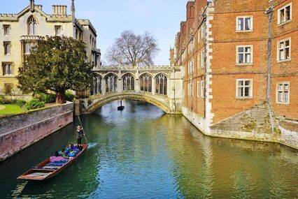 View of the River Cam and the Bridge of Sighs