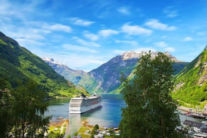 large cruise ship going down Gerainger Fjord