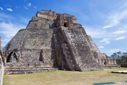 Giant Mayan pyramid ruin at Ek Balam, Yucatan